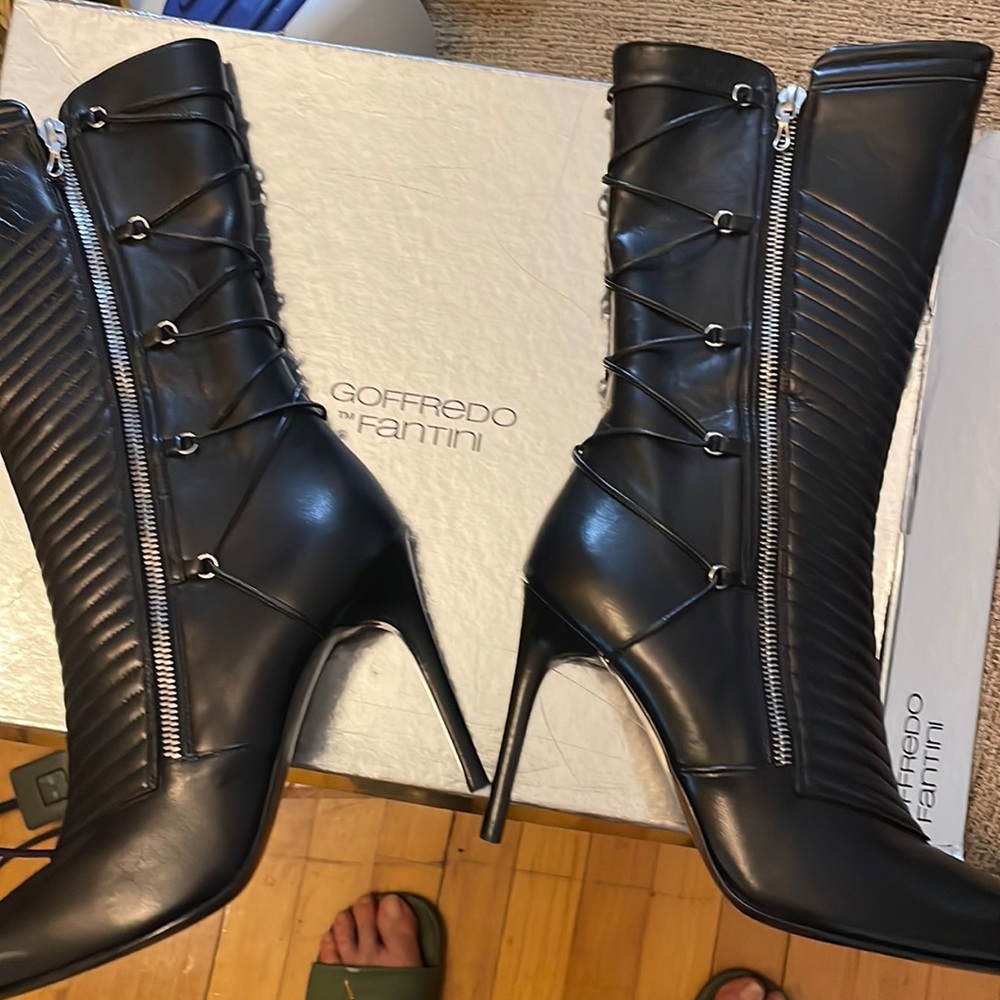 Black Lace-Up Stiletto Knee Boots